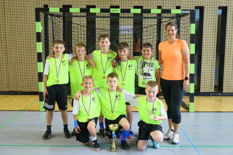 Nogomet_MT_učenke_učenci_letnik_2014_OŠ Olge Meglič_splet.jpg