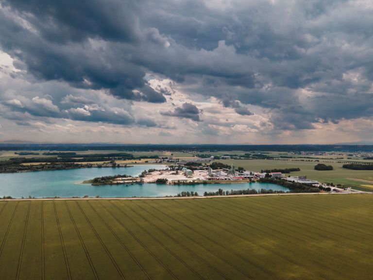 simbolična, dron, murska-sobota, polje, pšenica, oblaki, oblačno, nevihta, neurje, toča