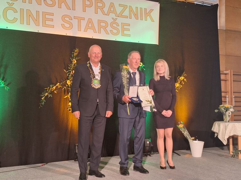 EK_nagrajenci starse.jpg