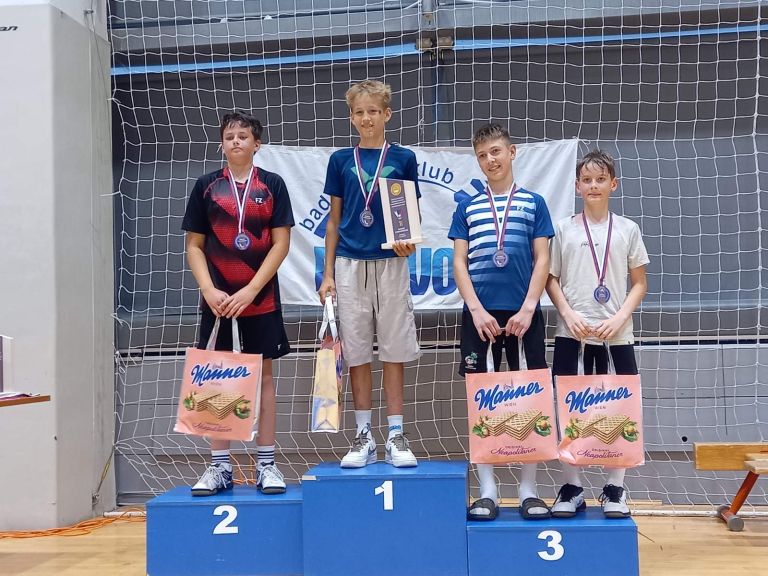 badminton