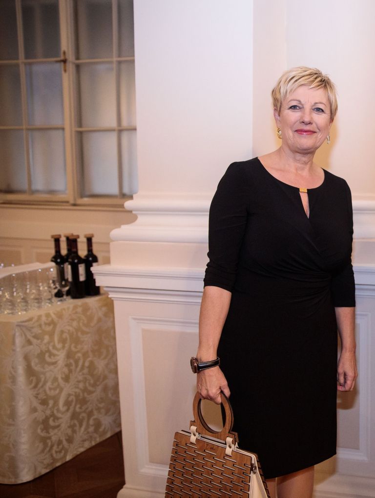 rosvita pesek.jpeg