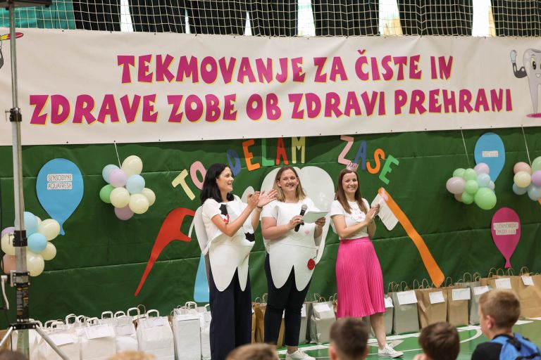 za-ciste-zobke