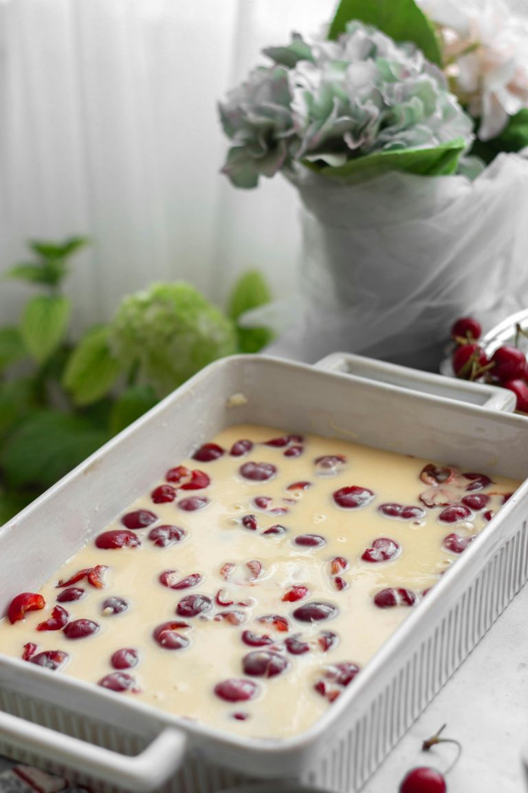 clafoutis-s-cesnjami
