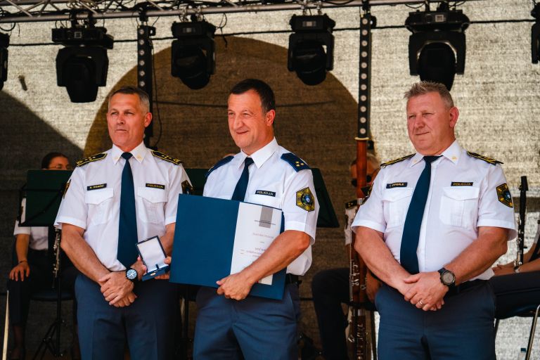 dan-policije, dobitniki-priznanj
