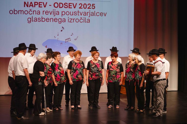 napev-odsev, obmocna-revija-2025