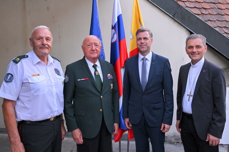 Predsednik OZVVS Dolenjske, predsednik ZVVS, župan MO Novo mesto, novomeški škof