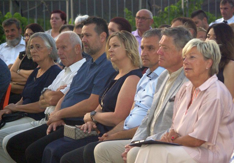 akademija, sentjernej, dan-drzavnosti