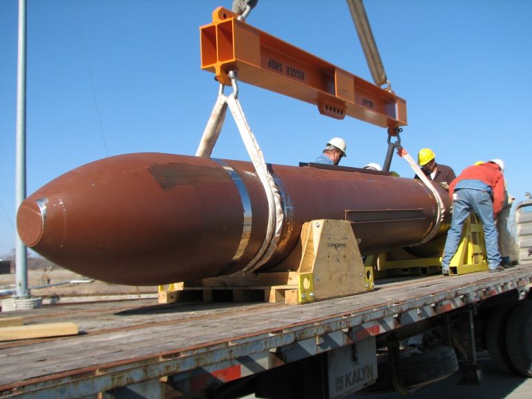 bomba GBU-57