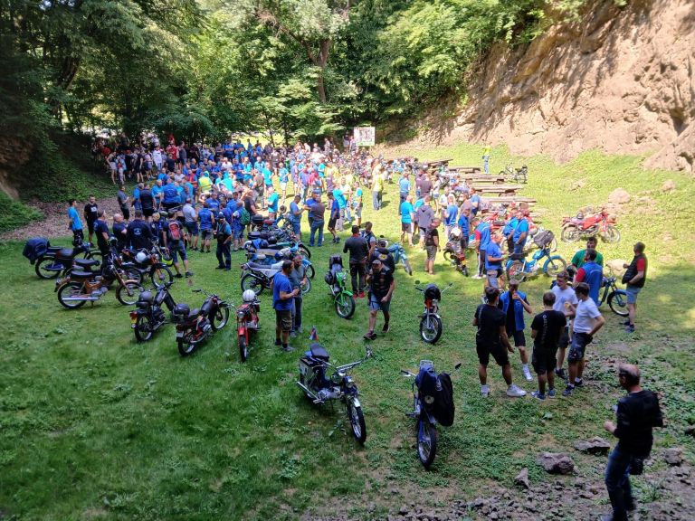 večeslavci, tomos-riders-goričko, mopedi, srečanje-2025