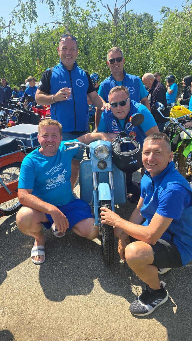 večeslavci, tomos-riders-goričko, mopedi, srečanje-2025