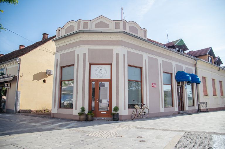 lea-burjan, tolmačenje