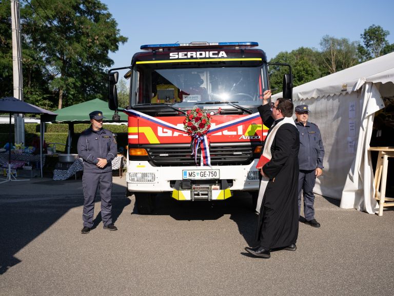 pgd-serdica, gasilsko-vozilo, prevzem