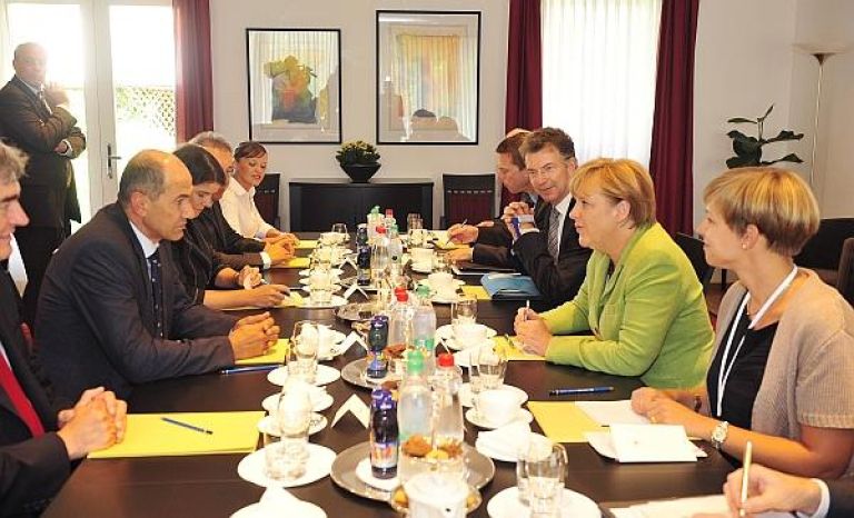 lea burjan, tolmačka, prevajalka