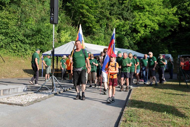 7_Formiranje pohodne kolone.JPG