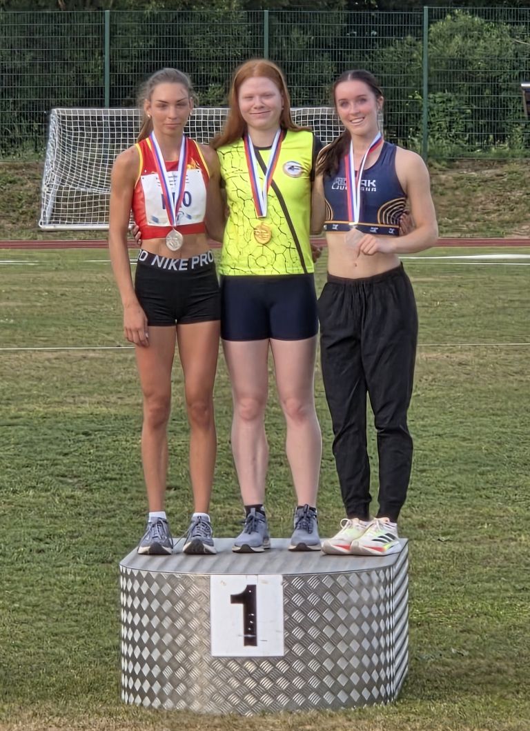 klara-janza, drzavna-prvakinja, starejse-mladinke, slovenj-gradec, atletika