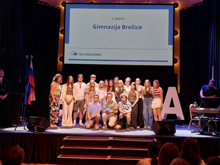 Gimnazija Brežice EU ambasadorka 2025.jpg