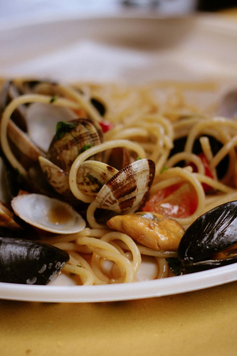 spageti z morskimi sadezi.jpg
