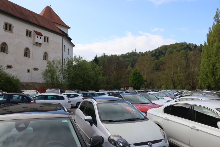 Parkirišče Spodnji grad