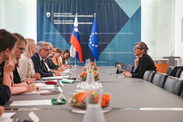 zn poročevalka 3.jpg