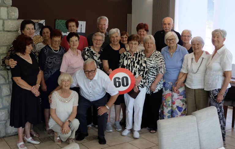 60 let mature.jpg