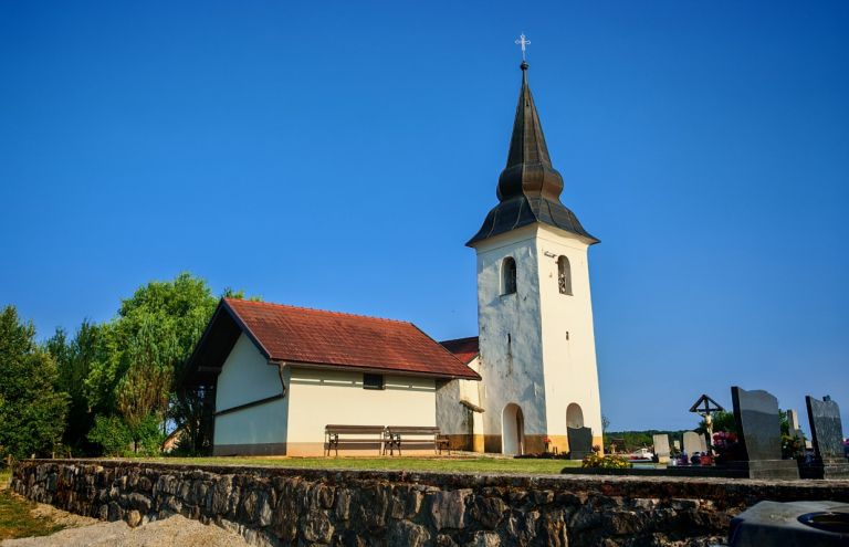 cerkev_butoraj.jpg