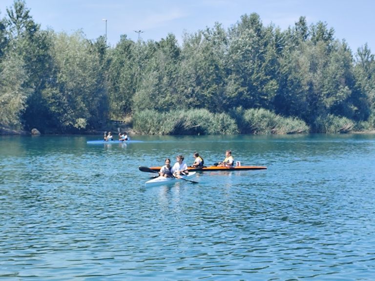 kajak-in-kanu, sobosko-jezero, mirne-vode, slovenski-pokal