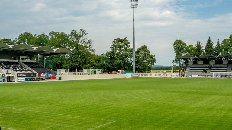 ns-mura, gradnja-tribune