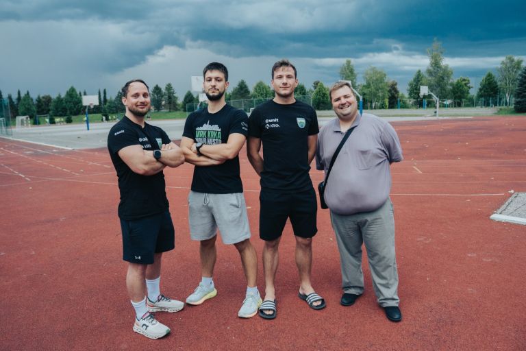 rokometasi-krke-v-novo-sezono-z-okrepljeno-zasedbo-in-jasnimi-cilji