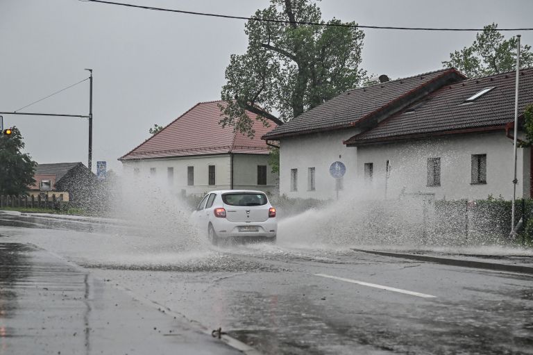 vreme dež.jpg