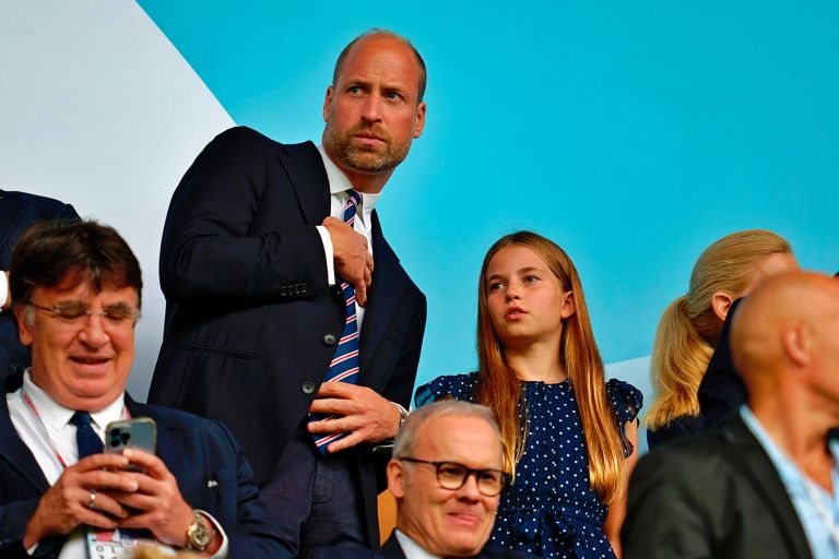 Princ William in princesa Charlotte (2).jpg