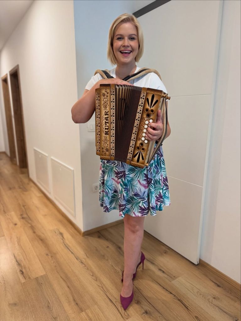 Darja Gajšek, harmonika