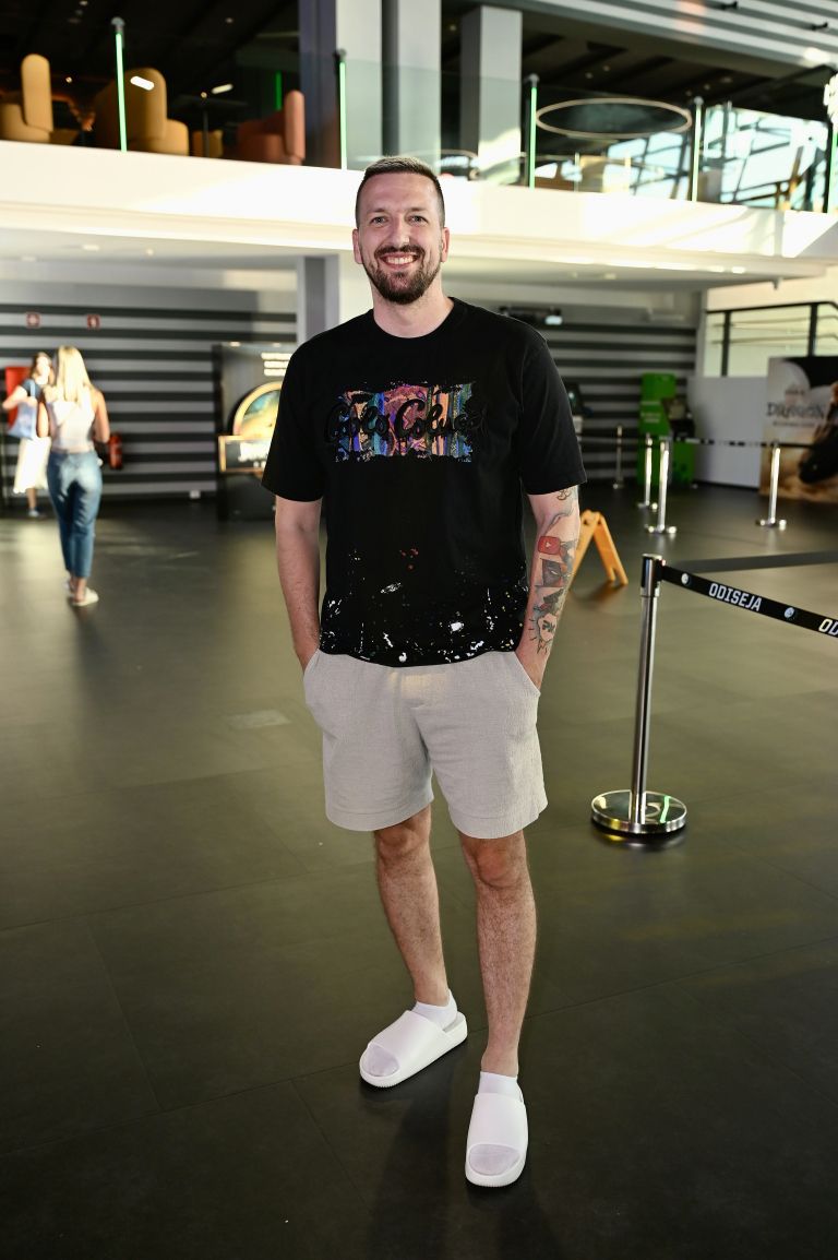 Pero Martić, gola pištola