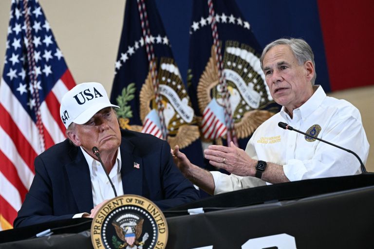 Donald Trump, Greg Abbott