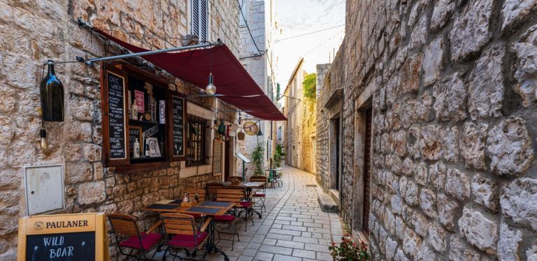 hvar