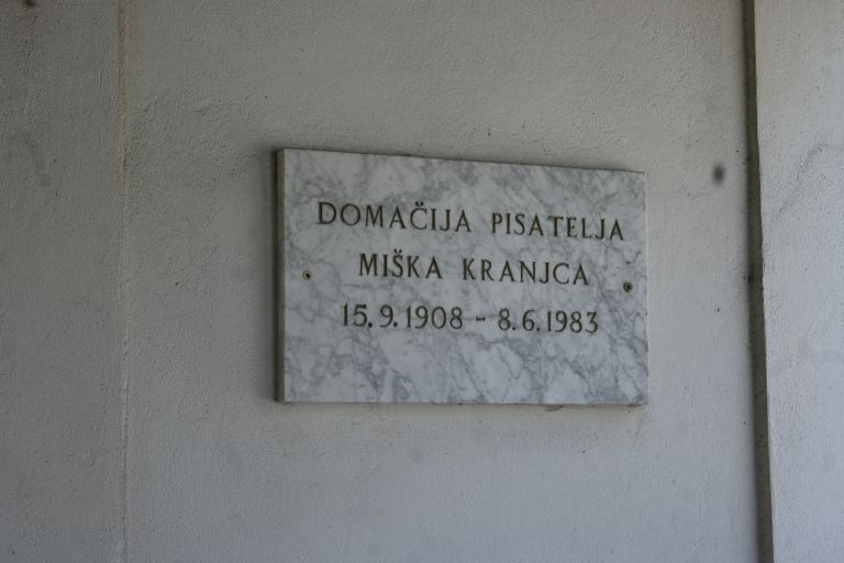 domacija-miska-kranjca, asta-vrecko, damijan-jaklin