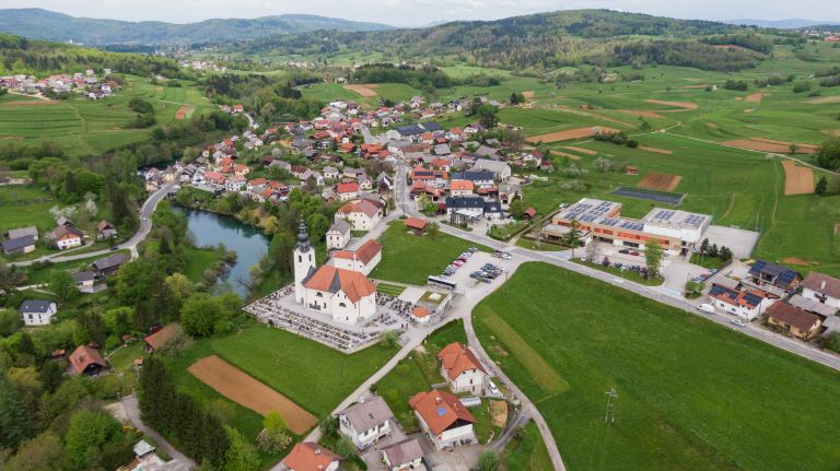 zagradec, otrosko-igrisce
