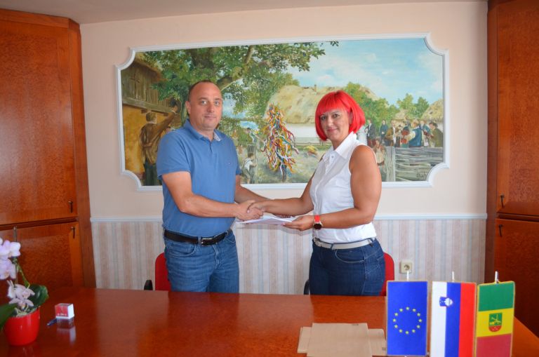 odranci, solsko-igrisce, obnova, podpis-pogodbe, marko-novak, barbara-ferencak