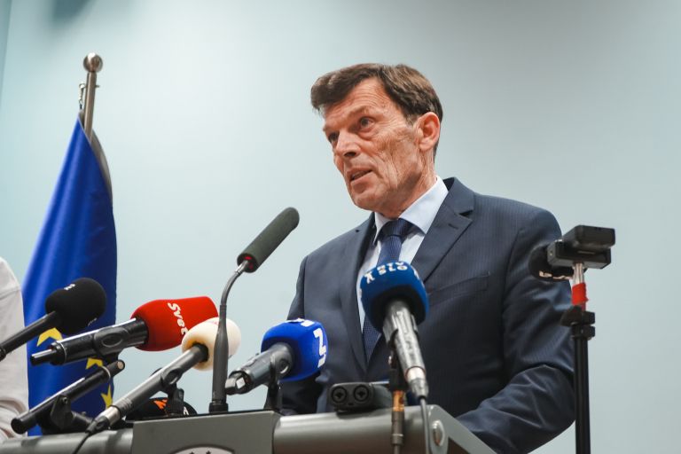 Minister za izobraževanje Vinko Logaj .jpg