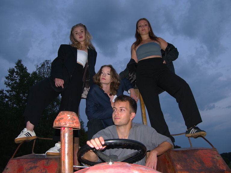 glasbena-skupina-frishki