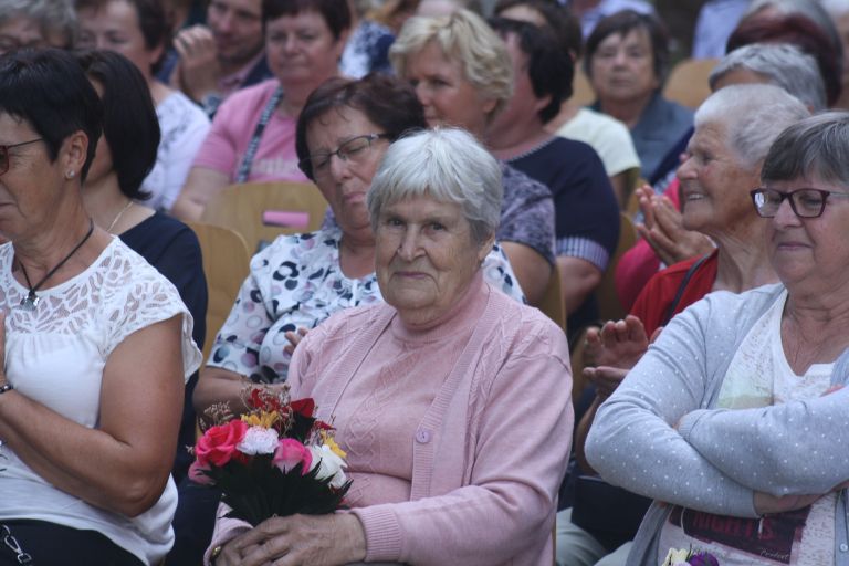 tridesetletnica-drustva-podezelskih-zena-pod-gorjanci-2025, pavle-ravnohrib-gost-prireditve-v-kostanjevici-na-krki