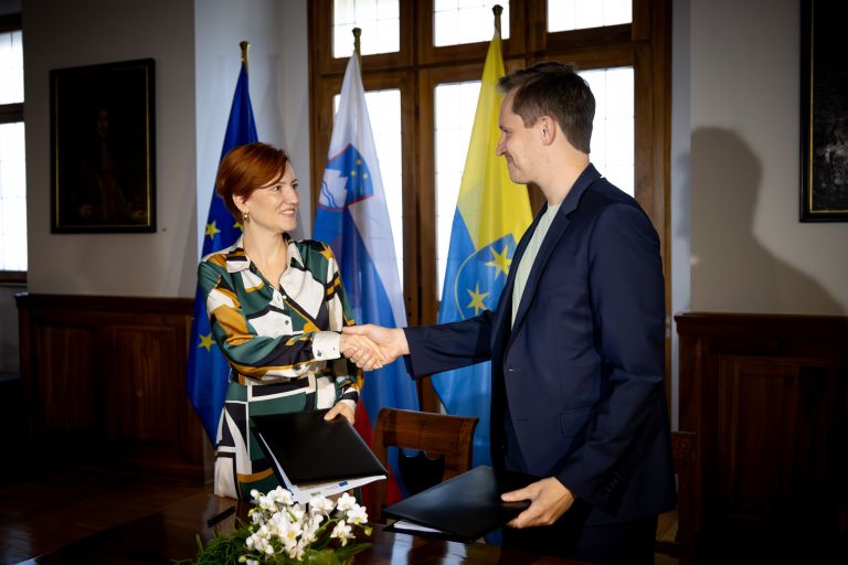 Stara_grofija_podpis_pogodbe_25_8_2025_foto_Nik_Jarh_9.jpg