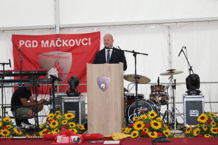 pgd-mačkovci, razvitje-prapora