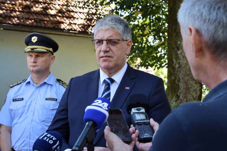 gotenica, policija