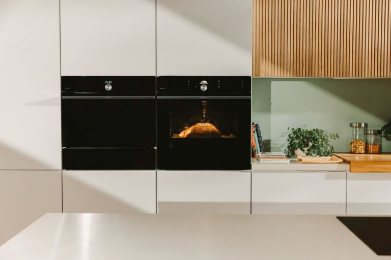 Pečice G800 so funkcionalne elegantne in uporabniku prijazne (Foto_Gorenje GSI).jpg