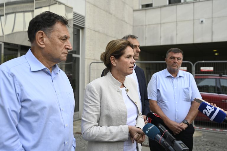 sestanek na ministrstvu za infrastrukturo, avtoprevozniki