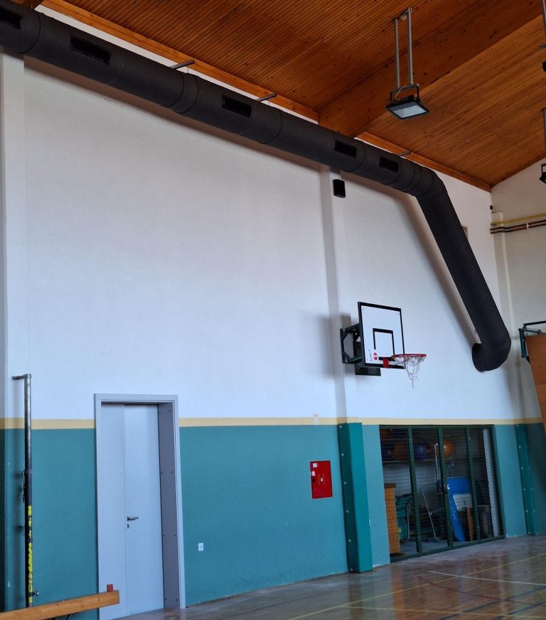 Prezračevanje v telovadnici OŠ velika Dolina.jpg