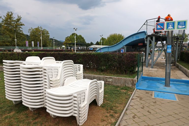 letno-kopalisce-celje, celjski-bazen, proga, kopanje, vstopnice, lezalniki, senca