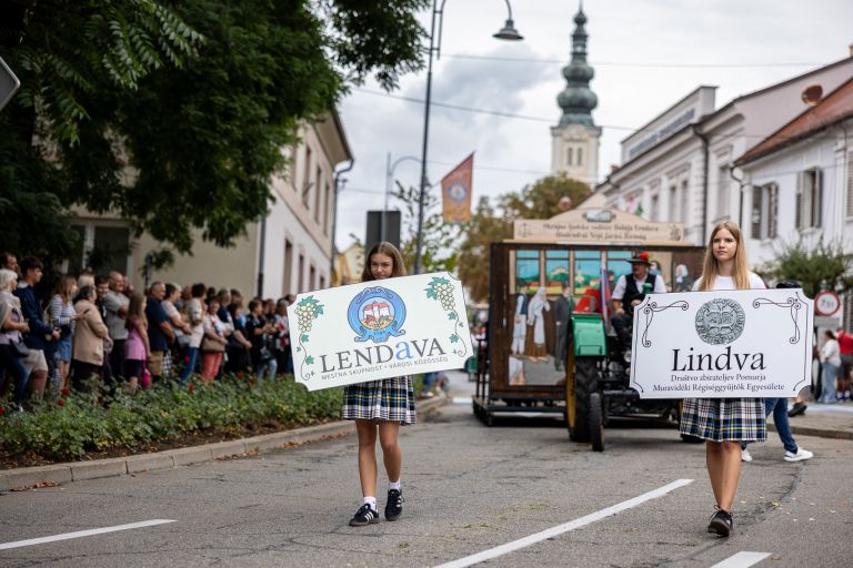 46-lendavska-trgatev, lendava, trgatev