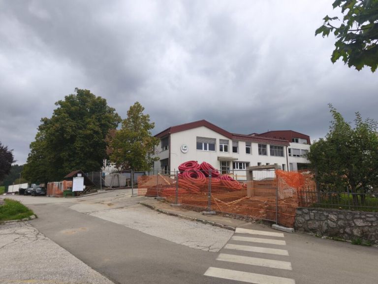 oš p trubarja.jpg