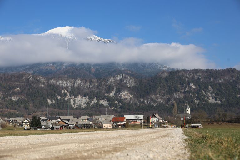 vas, cesta, pozidava